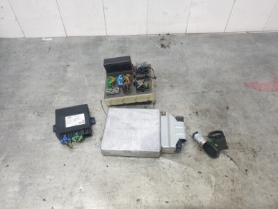 Блок управления набор стартовый ford focus mk1 1.8 98ab-cfh фото №1