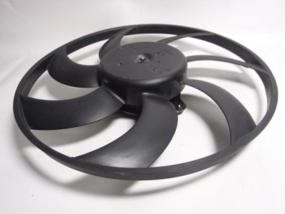 Вентилятор вентилятор радиатора peugeot 2008 1.6 hdi фото №1