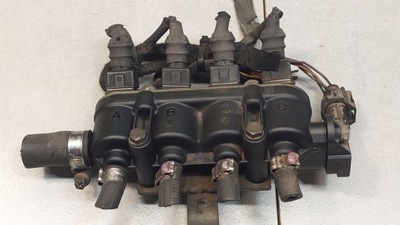 Молдинг впрыскная газа mercedes clk c208 2.3 фото №1