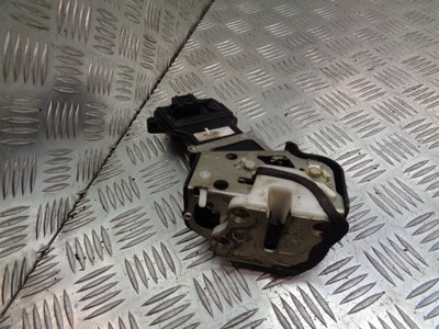 Замок дверь правый задняя mazda 6 gg фото №1