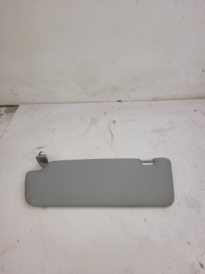 Защита солнцезащитная audi a1 8x a3 8k0857552af ea7 фото №1