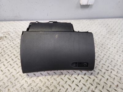 Mercedes c klasa w204 lift бардачок консолі гарний фото №1