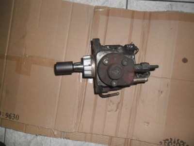 Насос впрыскная nissan pathfinder 16700eb300 фото №1