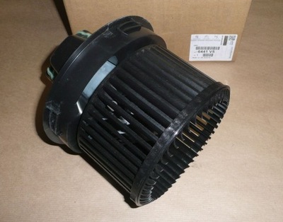 Воздуходувка отопитель. peugeot 207 фото №1