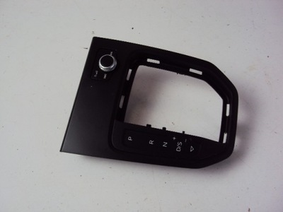 Панель рамка передач audi a1 ii 82a 20 r фото №1