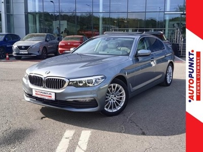 BMW SERIA 5 520d Luxury Line