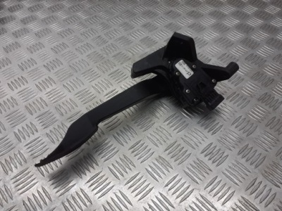 Потенциометр газа opel corsa c 1.0 9129423 фото №1