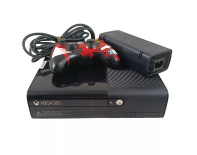 KONSOLA XBOX 360 230GB PAD ZASILACZ