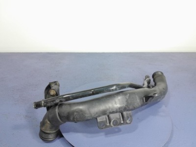 Seat leon ii lift 2.0 tdi 140 km шланг труба wąż повітря 5n0145840g фото №1