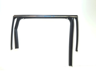 Hyundai santa fe iv прокладка дверь стекло задняя задняя правая хром фото №1