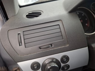 Решетка обдув opel astra h фото №1