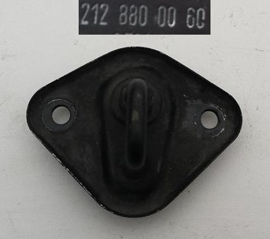 Засувка зачіп капот mercedes 2128800060 фото №1