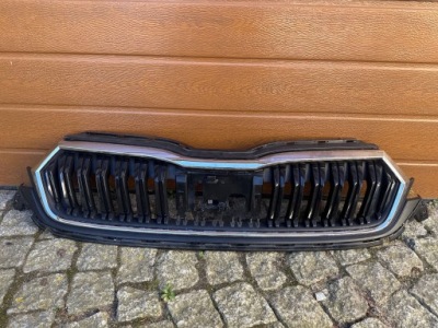 Решітка радіатора решітка радіатора бампера skoda octavia iv lift фото №1