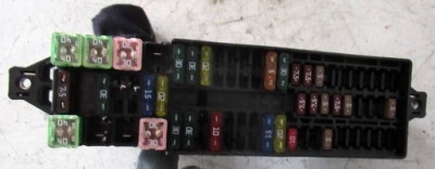 Vw polo v 6r 1.2 tsi коробка корпус запобіжників фото №1