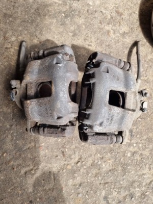 Суппорт суппорты тормозные перед lancia delta iii kpmplet 2szt фото №1