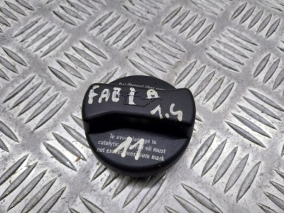 Крышка заливной масла skoda fabia i 1.4 фото №1