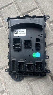 Jeep grand cherokee wl 21- модуль блок керування bcm p68374988am фото №1