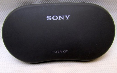 Sony soczewki w pokrowcu