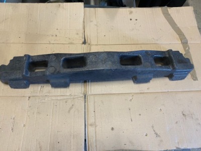 Opel mokka абсорбер бампера перед передний 25980550 фото №1