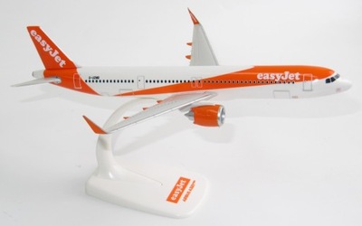 Model samolotu Airbus A321neo EASYJET 1:200 G-UZMJ