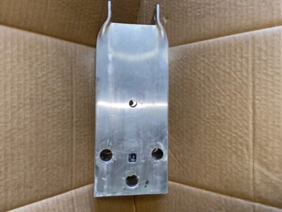 Кронштейн mercedes-benz a-class w177 фото №1