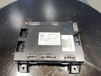 Tesla model s блок керування комфорту 1010907-00-d фото №1