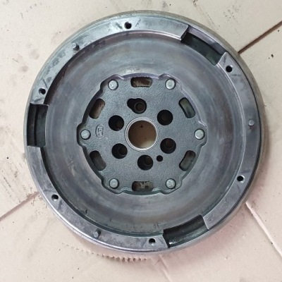 Peugeot 307 1.6hdi сцепление двухмассовый маховик фото №1