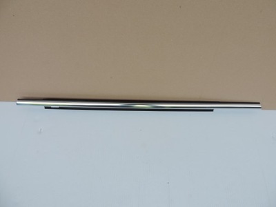 Audi q5 8r0 молдинг уплотнитель дверь левая задняя фото №1