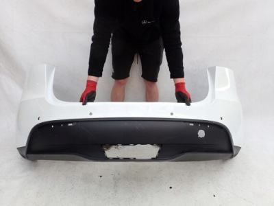 Tesla model y 20- бампер задня задній pdc фото №1