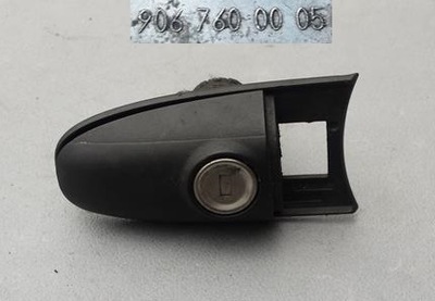 PIEZA INSERTADA DE CERRADURA DE PUERTA MERCEDES SPRINTER W906 9067600005  