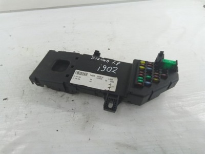 I902 коробка запобіжників opel signum 13181984 фото №1