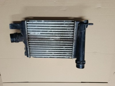 Dacia renault nissan интеркулер 144965154r оригинал фото №1