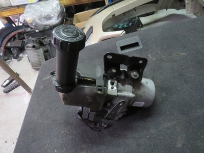 Насос підсилювача peugeot citroen 9676556180 фото №1