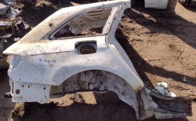 Audi a4 8k kombi чверть задній задня права фото №1