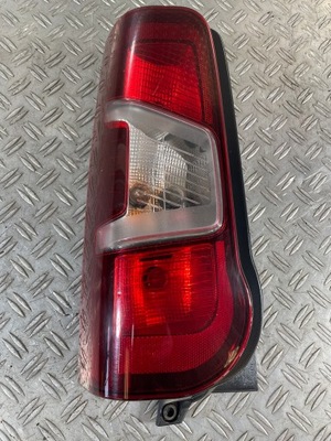 Opel combo 18- лампа задня задня ліва 9819235880 фото №1