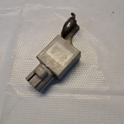 Реле фільтр szumów lexus is250 90980-04181 фото №1