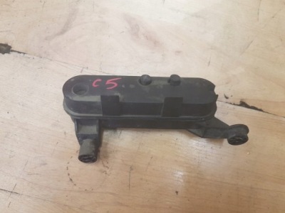 Бачок вакуумa citroen c5 ii 2.2 hdi фото №1