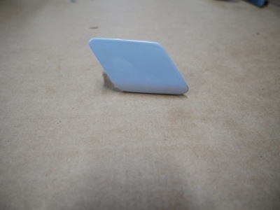 Bmw f30 f31 заглушка правого омивача фара права 7276386 фото №1