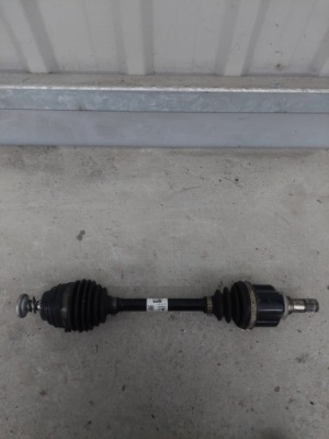 Mini cooper f55 f56 14- приводной вал левая 8643361 фото №1