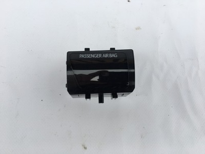 Дисплей подушок подушка безпеки hilux 15- viii фото №1