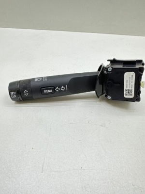 Opel insignia a 2012 рычаг / переключатель поворотники фото №1