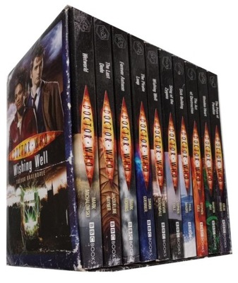 DOCTOR WHO COLLECTION - BOX OF 10 BOOKS