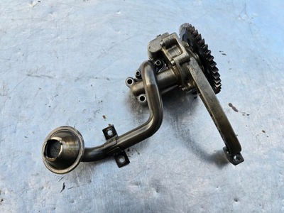 T5 2.5 TDI BNZ AXD AXE POMPA OLEJU OLEJOWA 070115105A