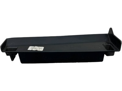 Corolla e21 заглушка канал воздуха жабо фото №1