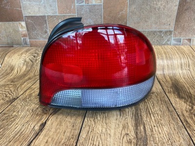 Hyundai accent i hb 3d lift лампа задня права задня фото №1