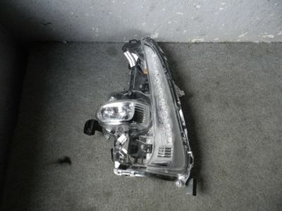 Toyota prius prime 17- led drl бампер перед левая сторона 99226-91002 фото №1