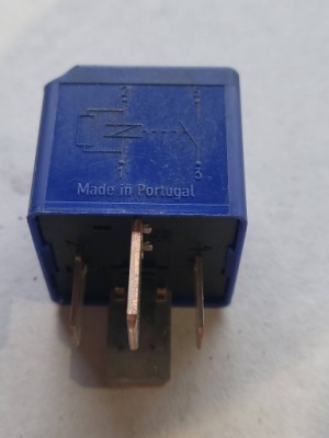 Реле renault twingo iii 8200587121 фото №1