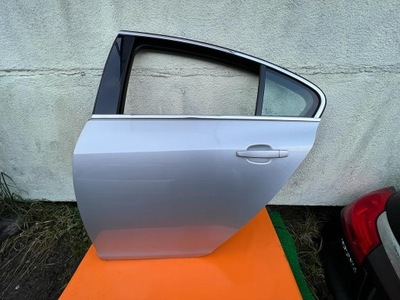 Opel insignia a z176 sedan дверь задняя левая kmpl. фото №1