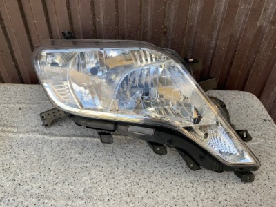 Лампа правая toyota land cruiser j150 lift 13-16 фото №1