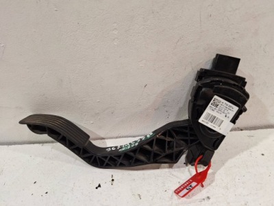 Потенциометр педаль газа 9671433780 citroen c3 iii 16- фото №1